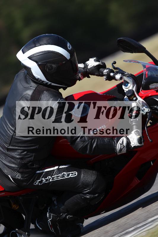 Archiv-2022/50 09.08.2022 MSS und TÖFF Track Day ADR/Gruppe blau/backside